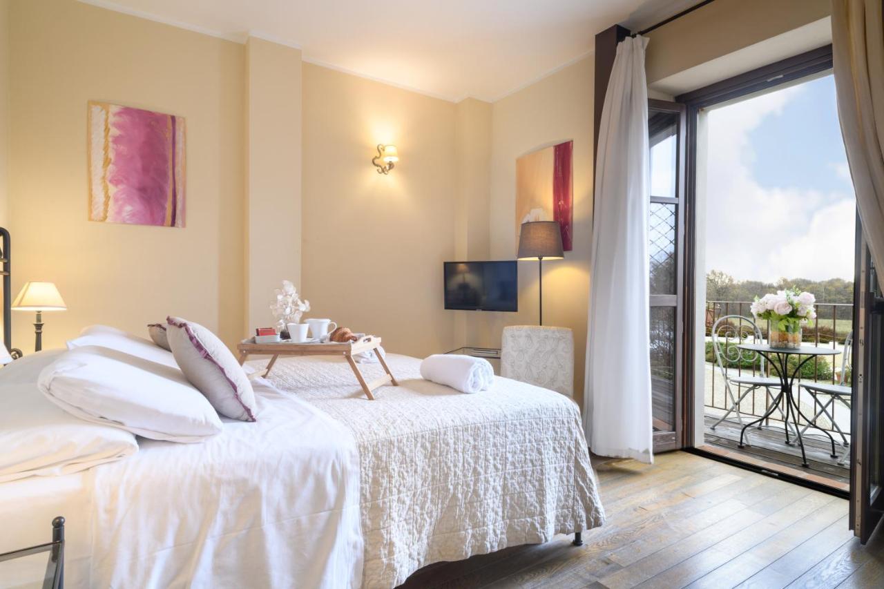 Relais Bella Rosina Pool & Spa La Cassa Екстер'єр фото
