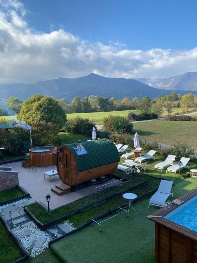 Relais Bella Rosina Pool & Spa La Cassa Екстер'єр фото